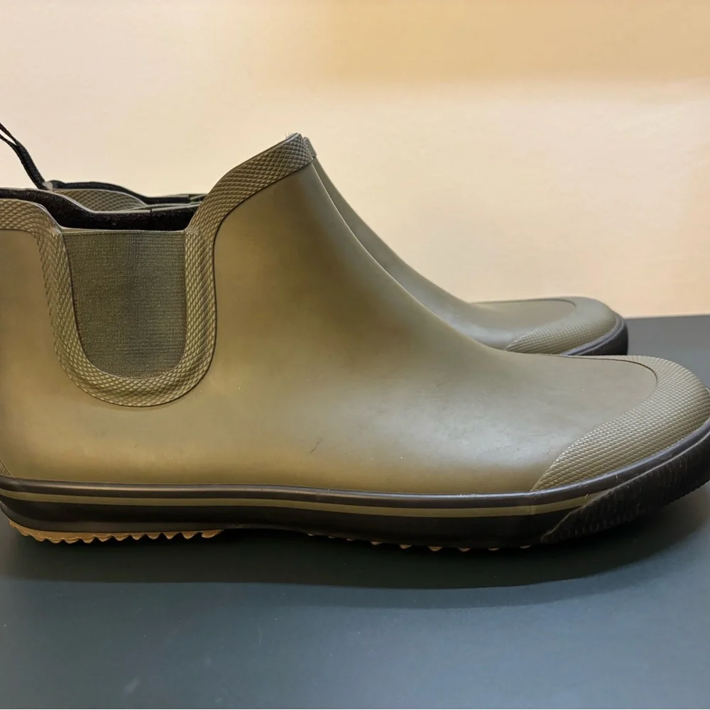 Tretorn Olive Green Low-Cut Waterproof Slip-On Boots EU 43 US Men’s 8.5